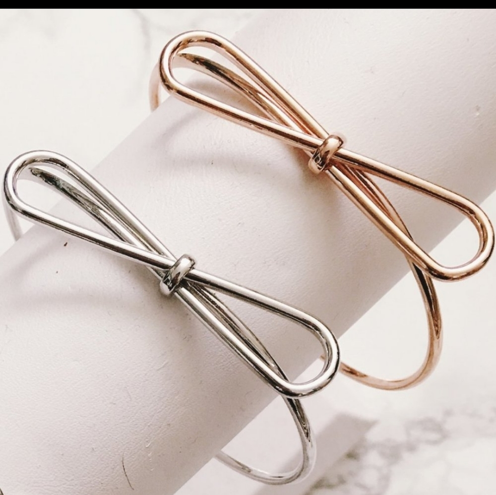 Bow Tie Cable Bangle